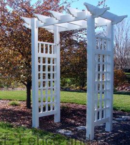 Vinyl Arbor Richland- The Plantation arbor has decorative caps that offer elegant sophistication while the clean lines offer a more modern appeal. The combination is sure to add an air of distinction to any landscape.