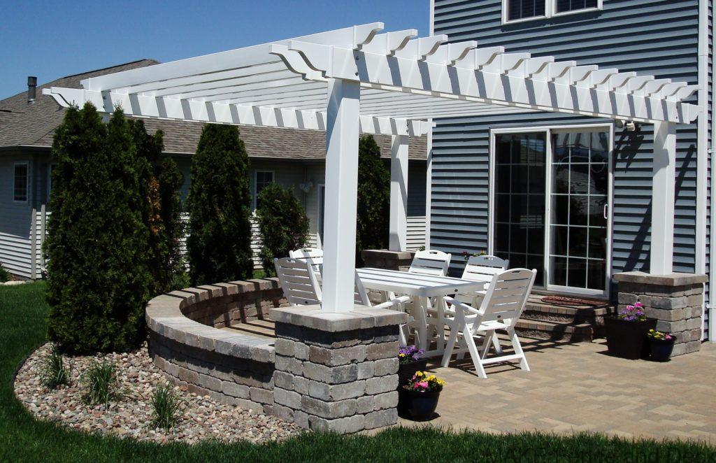 Free standing white vinyl pergola